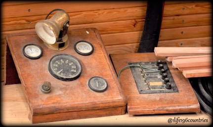 antique boat controls